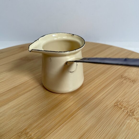 Vintage Cream Blue Enamel Melting Pot Enamelware Butter Syrup Turkish Coffee - Picture 5 of 6